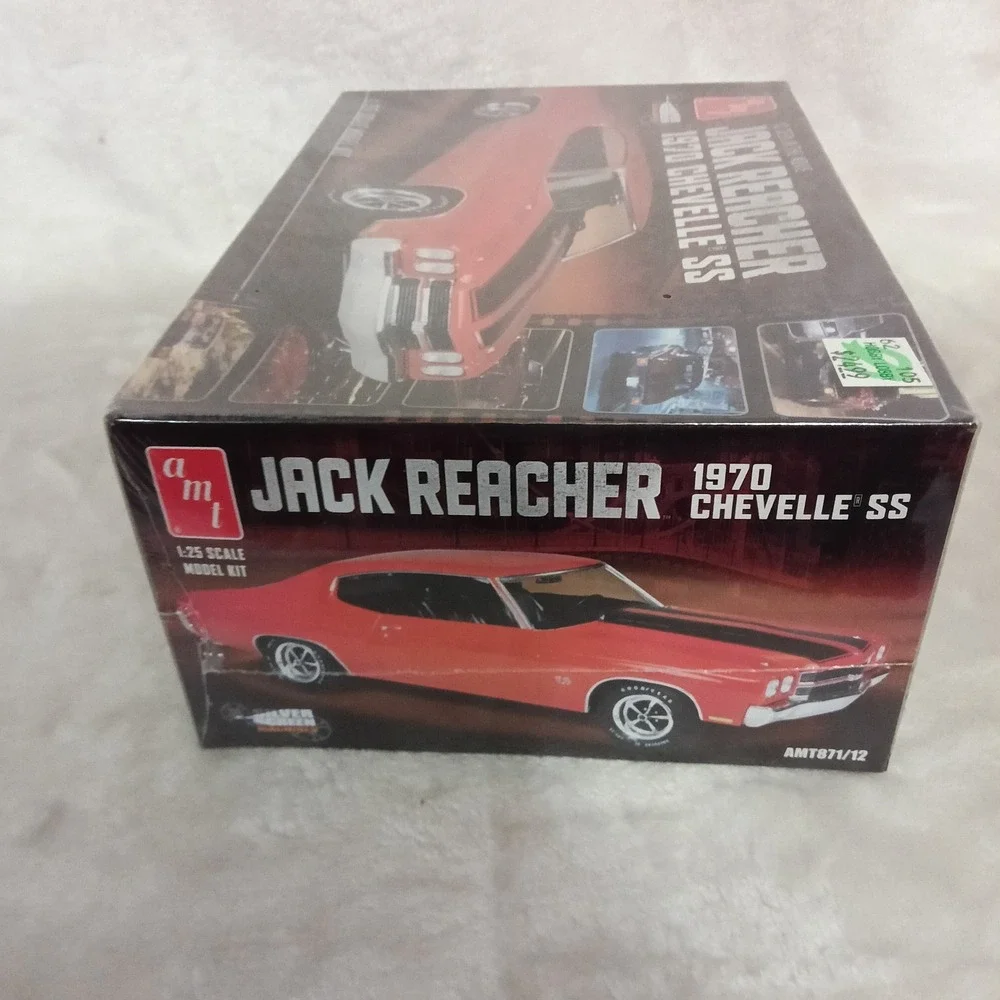 AMT Jack Reacher 1970 Chevy Chevelle SS 1:25 Scale Model Kit AMT871/12 NEW